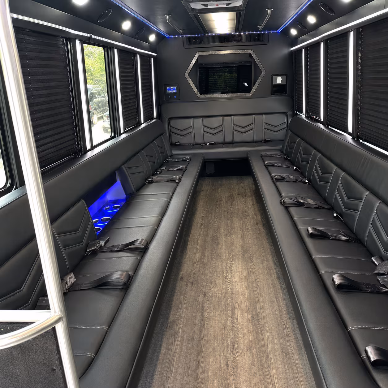 hit every photo stop in your newport news party bus before the dance