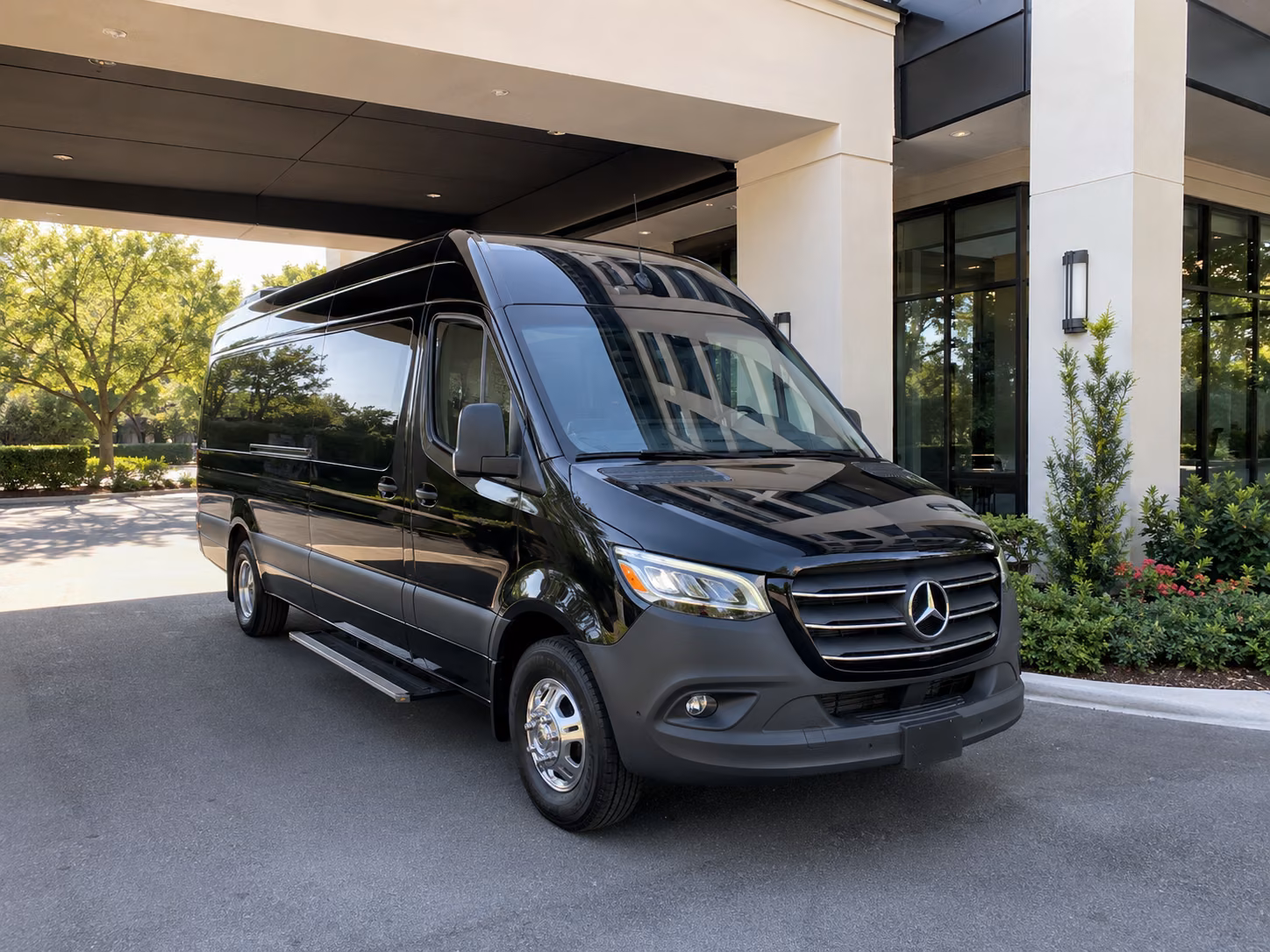 newport news airport shuttle bus rentals for private groups