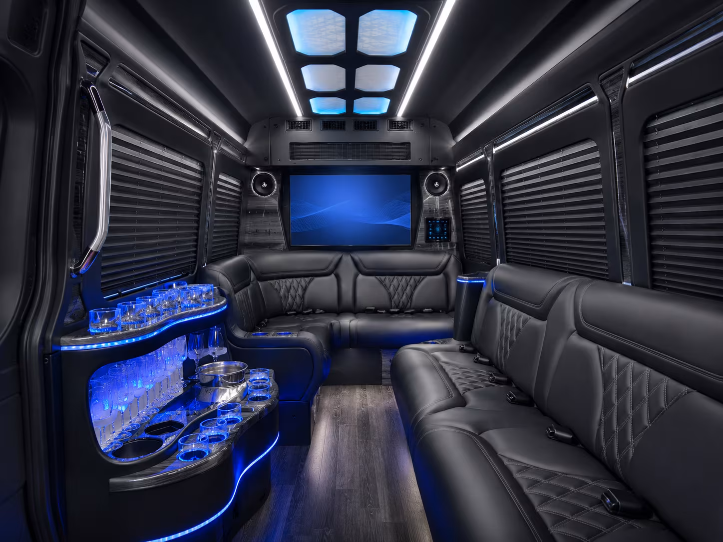 newport news custom day trip and driving tour bus rentals