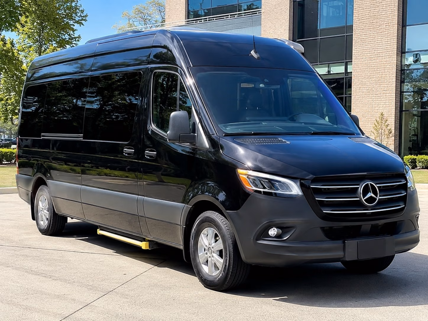 newport news parking shuttle and park and ride bus rentals